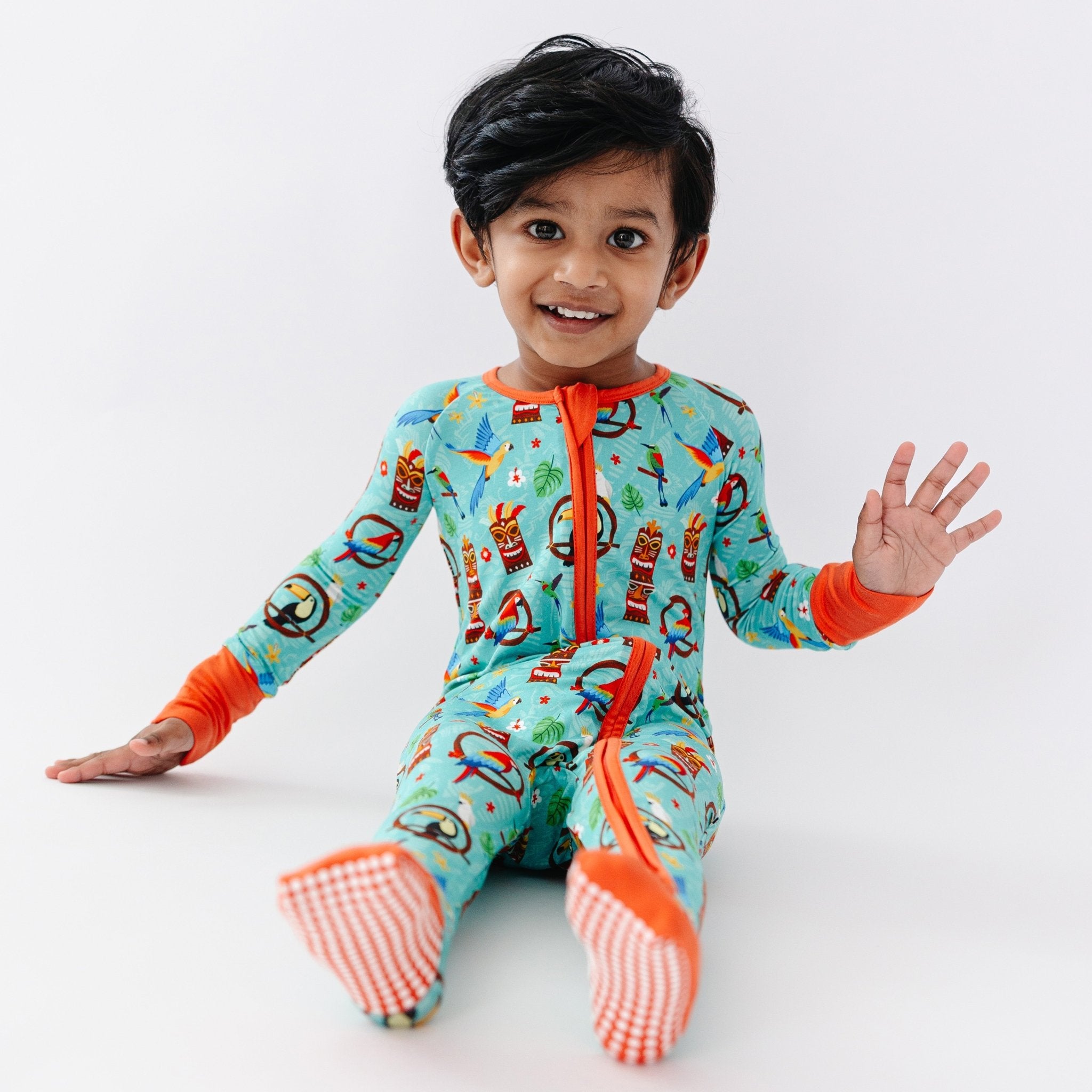 【もずく】B Camp-ball Fleece Rompers 90 Tiki Party Convertible Bamboo Romper | Bam & Stitch